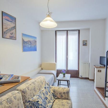 Appartamento Via De Vit Stresa Exteriör bild