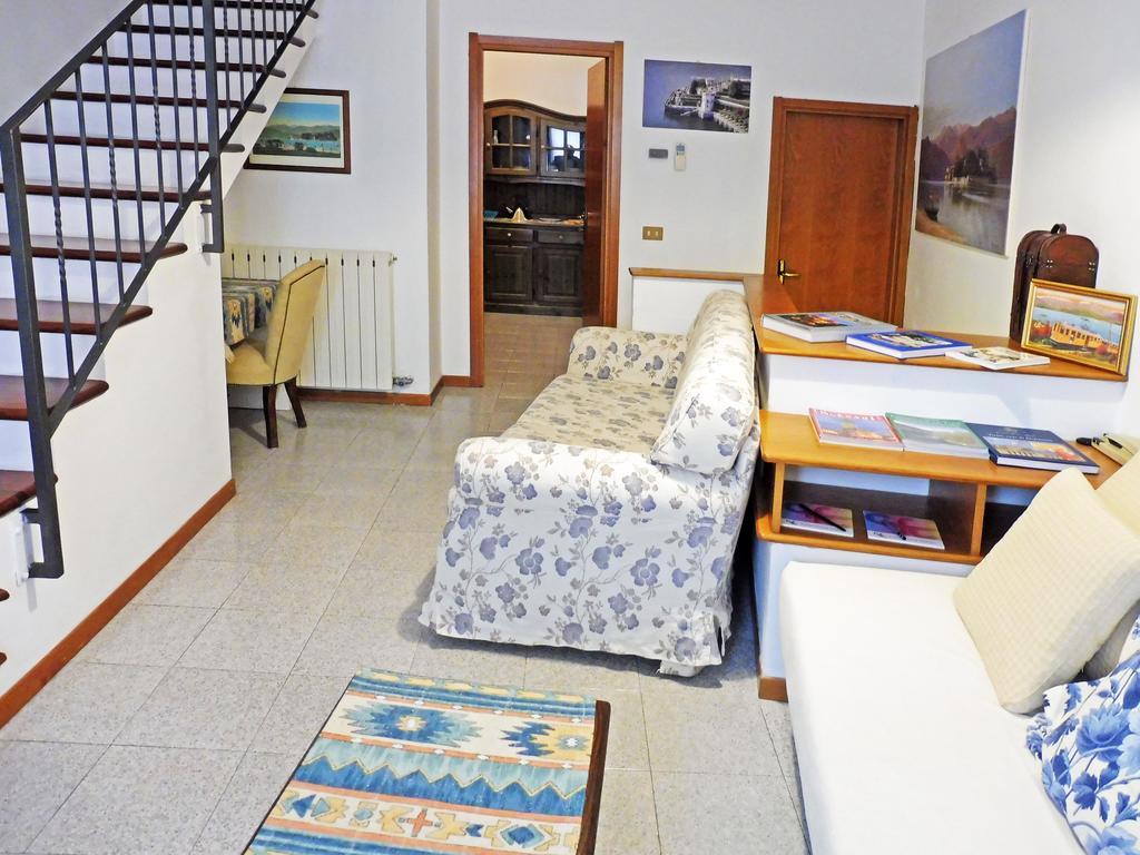 Appartamento Via De Vit Stresa Exteriör bild
