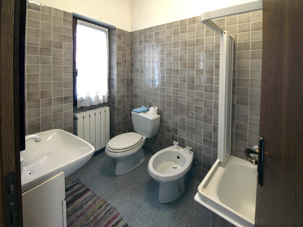 Appartamento Via De Vit Stresa Exteriör bild